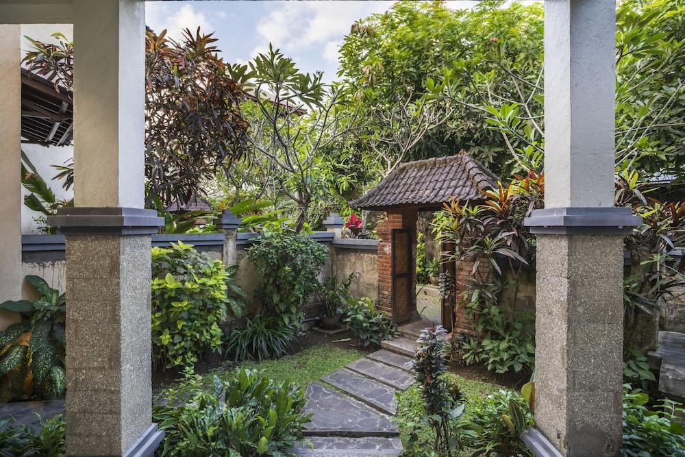 Bali Ayu Hotel & Villas Kuta Lombok Eksteriør billede
